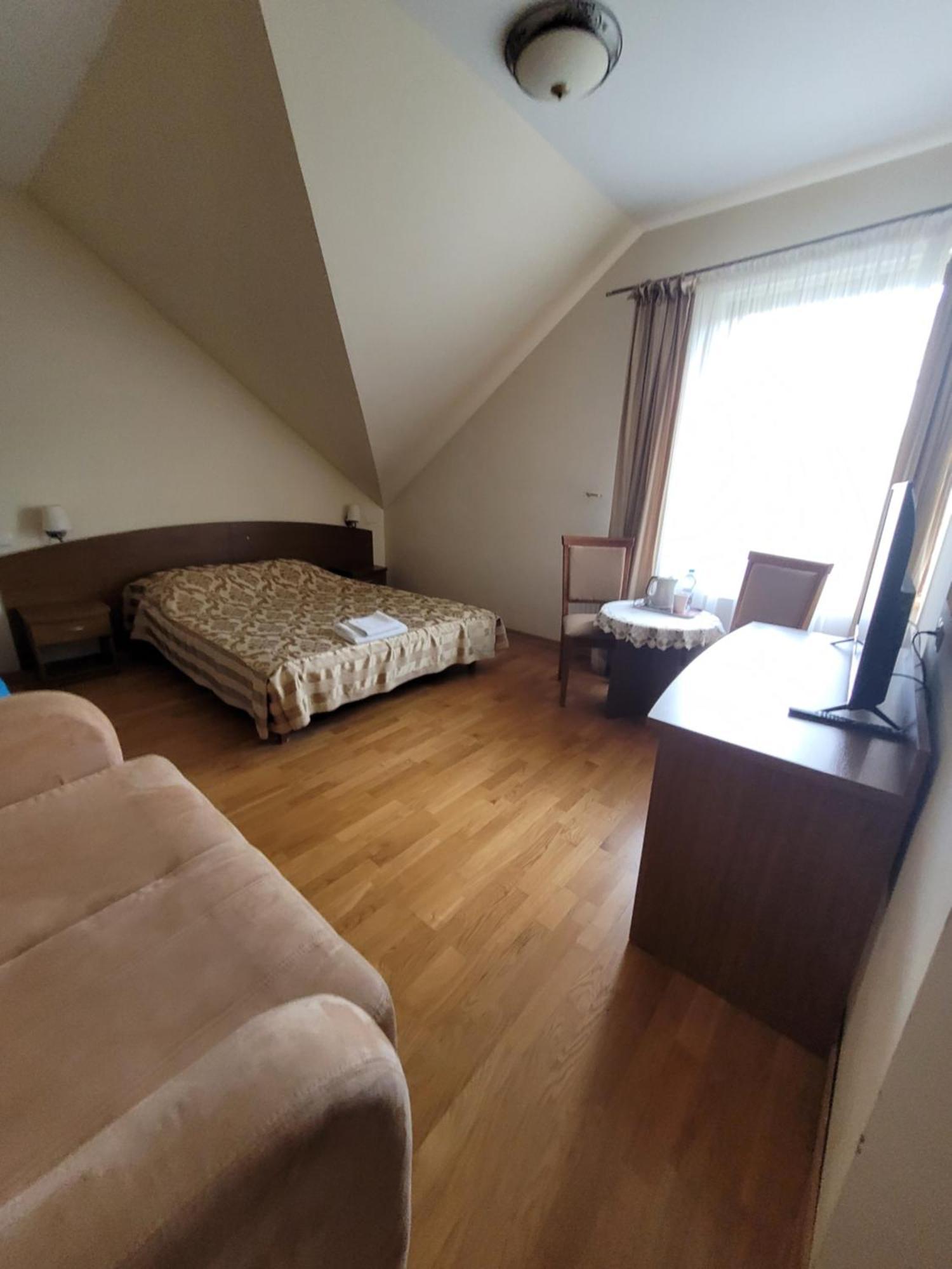 Dworek Biesiadny Radzewice Экстерьер фото
